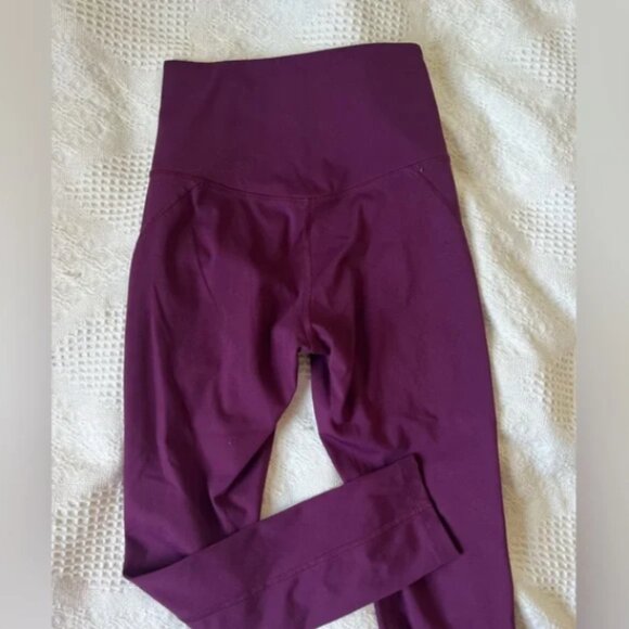 Girlfriend Collective Compressive Leggings, Purple/Plum, XS - Picture 6 of 9